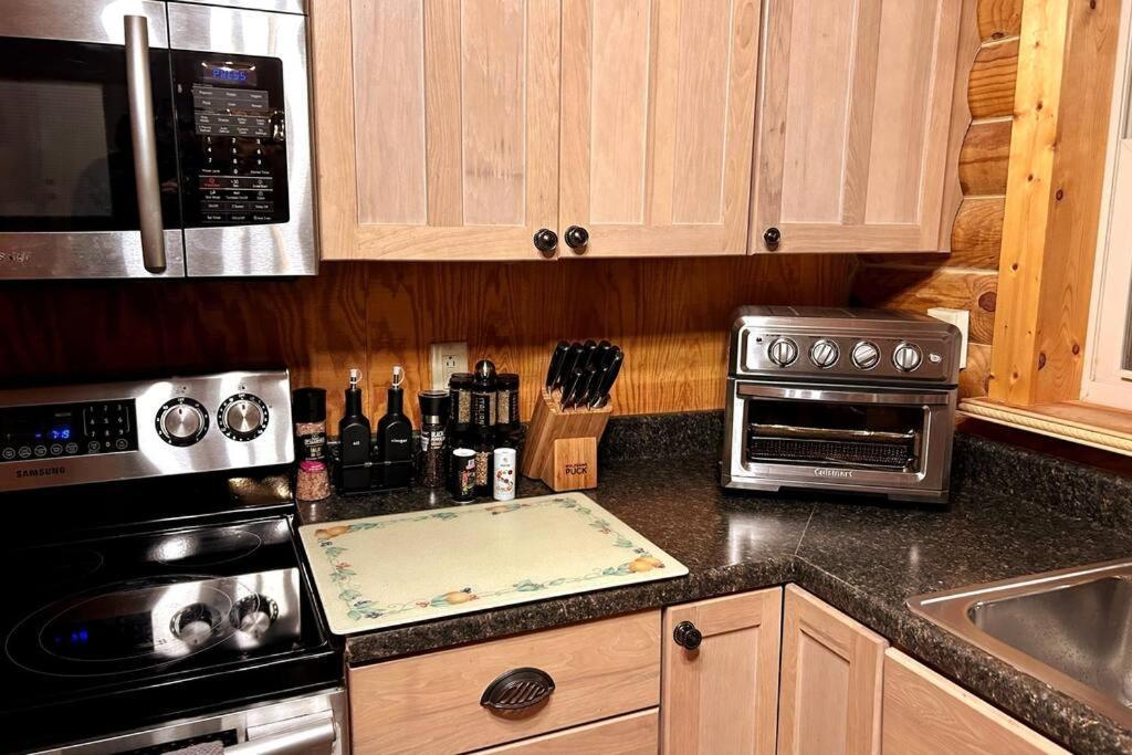 One Of A Kind Rustic Log Cabin Near Bryce Resort - Large Game Room - Fire Pit - Large Deck - Bbq Basye Kültér fotó