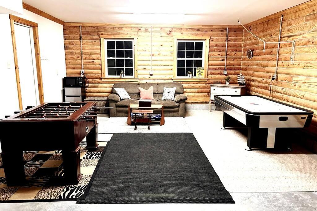 One Of A Kind Rustic Log Cabin Near Bryce Resort - Large Game Room - Fire Pit - Large Deck - Bbq Basye Kültér fotó