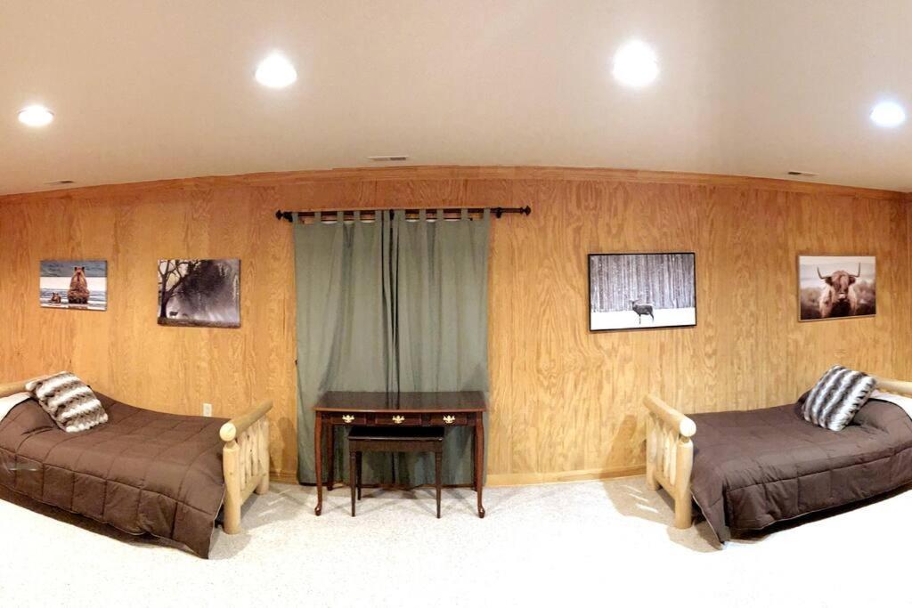 One Of A Kind Rustic Log Cabin Near Bryce Resort - Large Game Room - Fire Pit - Large Deck - Bbq Basye Kültér fotó