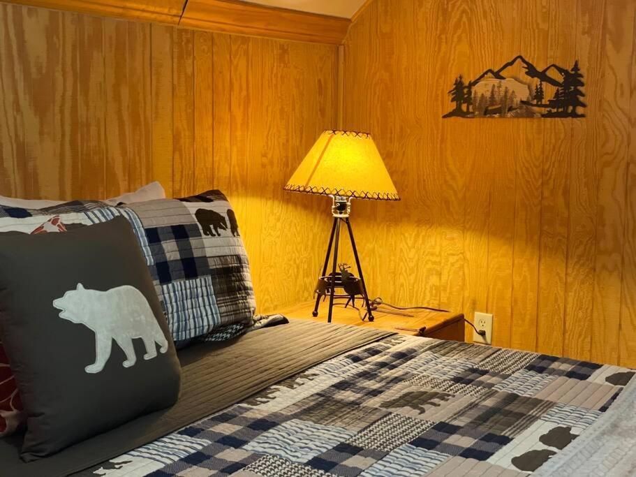 One Of A Kind Rustic Log Cabin Near Bryce Resort - Large Game Room - Fire Pit - Large Deck - Bbq Basye Kültér fotó